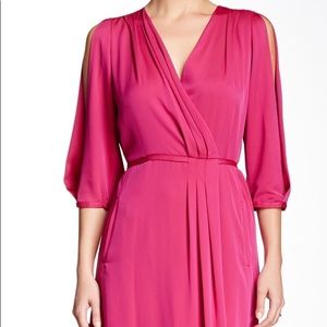 NWT DVF Autumn wrap dress pink open arms